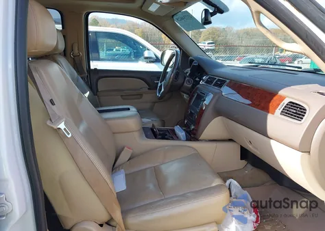 2011 Chevrolet Tahoe Ltz from USA, damaged, VIN 1GNSKCE02BR284945